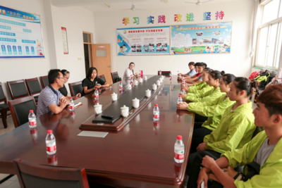 暖陽照仲秋，文化潤童心——山東省文化館暖陽藝術(shù)團(tuán)慰問農(nóng)民工子弟系列活動(dòng)側(cè)記