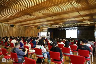 云游圣母百花大教堂博物館 與蒂莫西·韋登館長共赴西方藝術(shù)史之旅——線上文化藝術(shù)交流活動(dòng)策劃方案